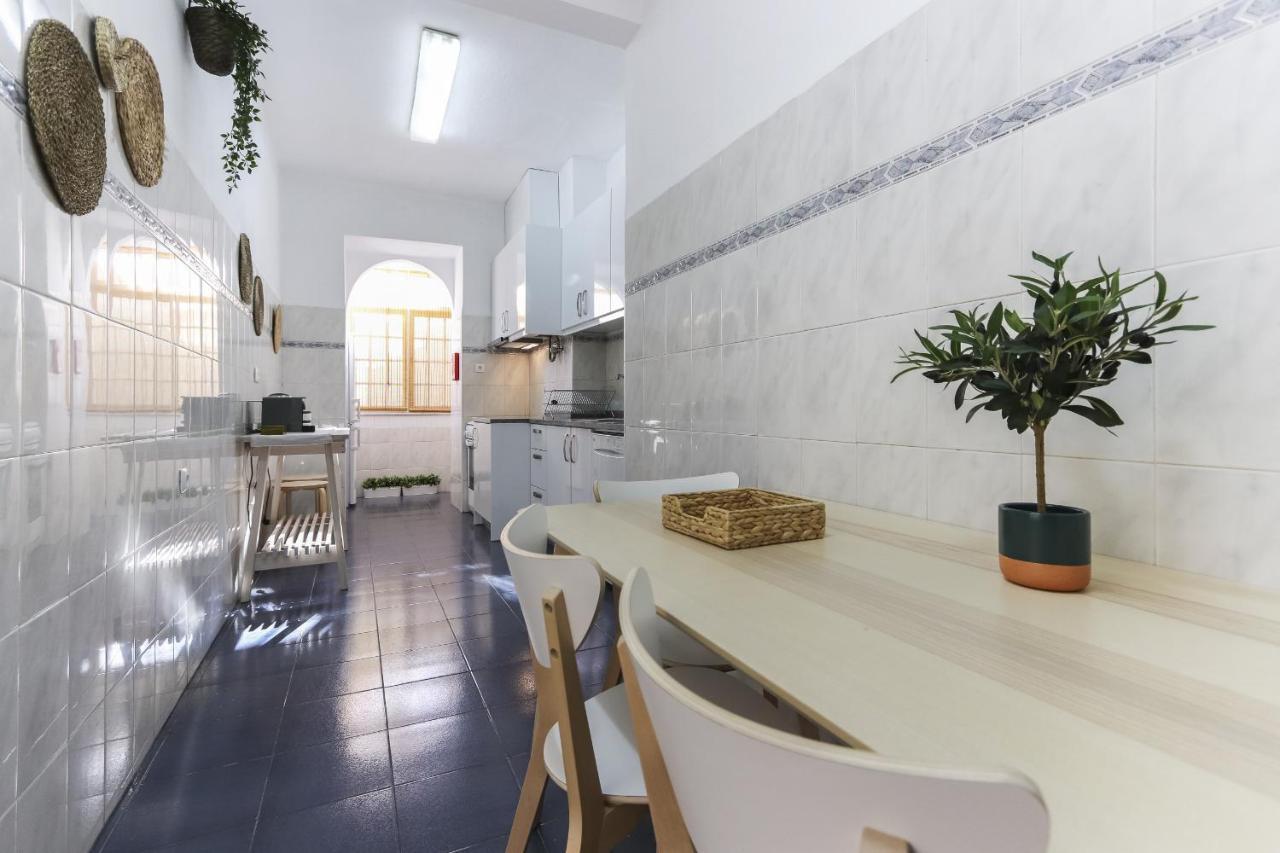 Charming Avenida By Homing Apartment ลิสบอน ภายนอก รูปภาพ